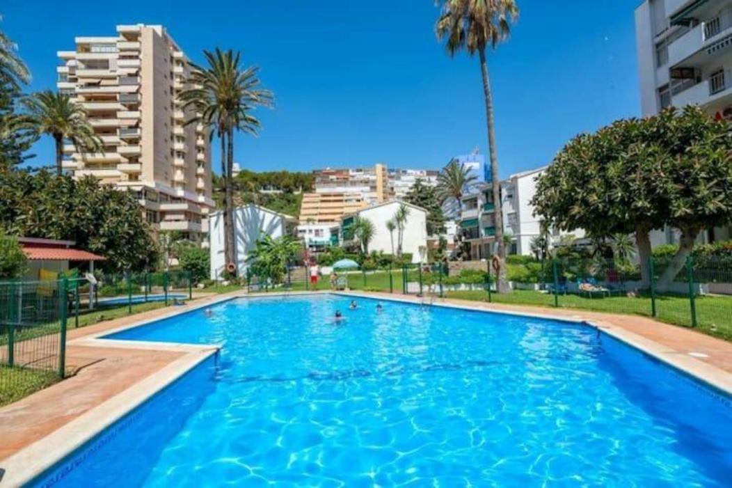 Ferienwohnung Arpa De Treboles - Carihuela Views! Torremolinos Exterior foto