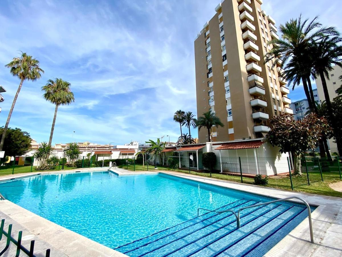 Ferienwohnung Arpa De Treboles - Carihuela Views! Torremolinos Exterior foto